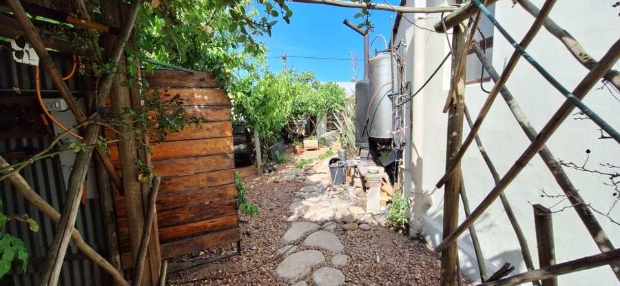 2 Bedroom Property for Sale in Albertinia Western Cape